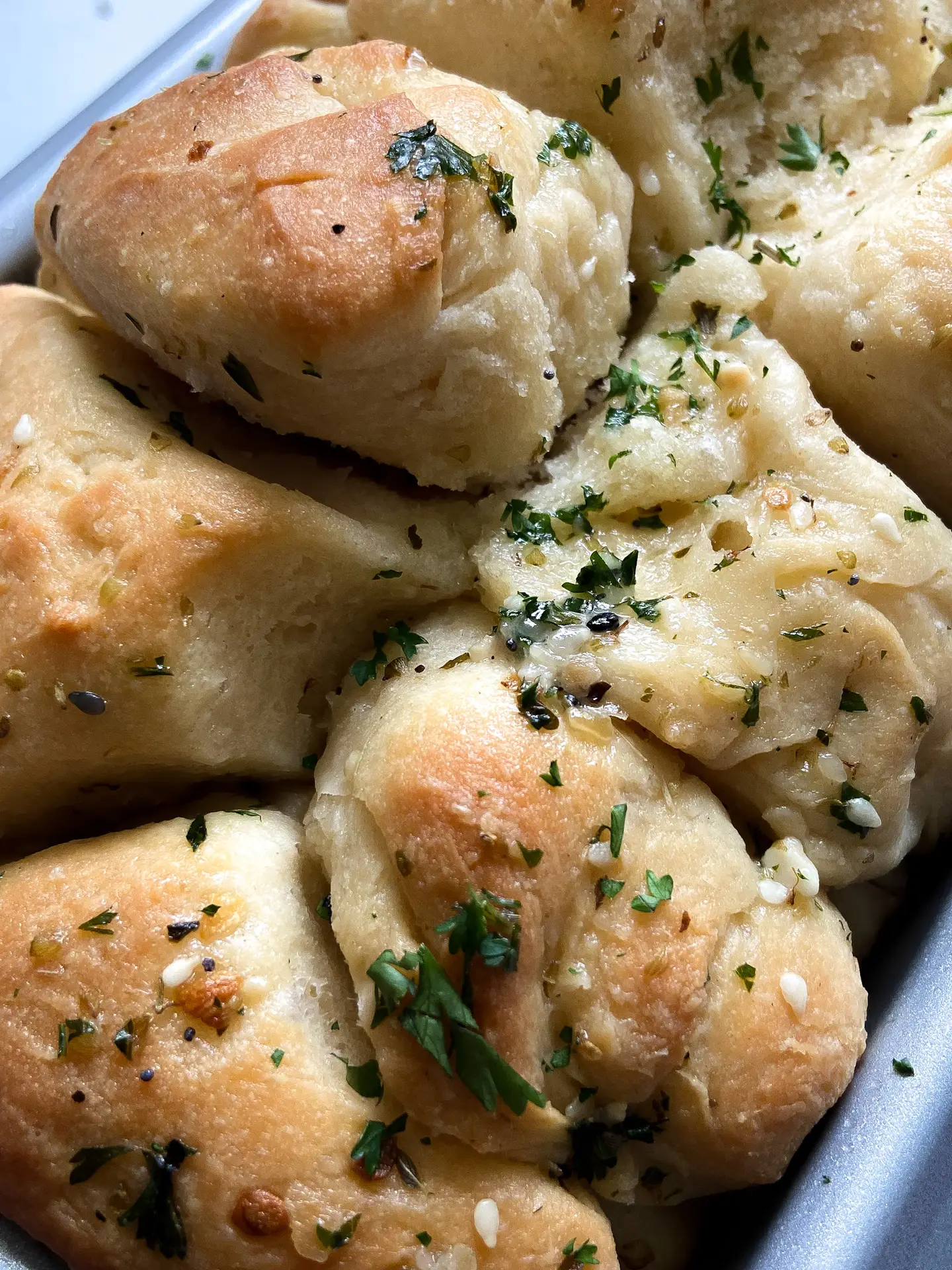 Garlic bread slices with parsley — Sugar Face Bakes