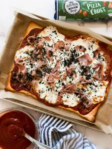 Easy Homemade Pizza Sauce Recipe