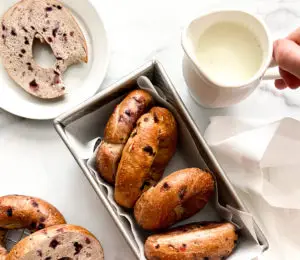 The Best Cinnamon Raisin Bagels