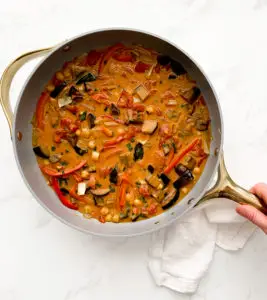 Creamy one pot eggplant curry with chickpeas and fresh cilantro — Sugar Face Bakes