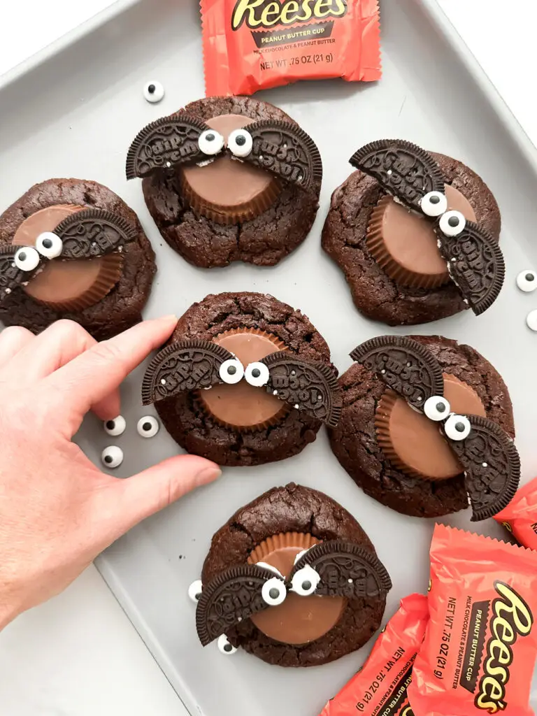 Reese’s Bat Halloween Brownie Cookies