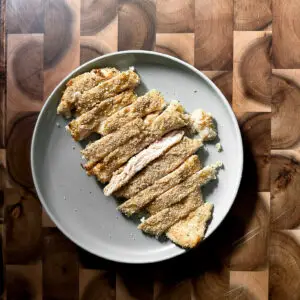 baked chicken cutlets- Crispy Baked Chicken Cutlets Chicken, Dinner, Oven Baked baked chicken cutlets All-Purpose Flour |Black Pepper |Breadcrumb |Egg |Gluten-Free Flour